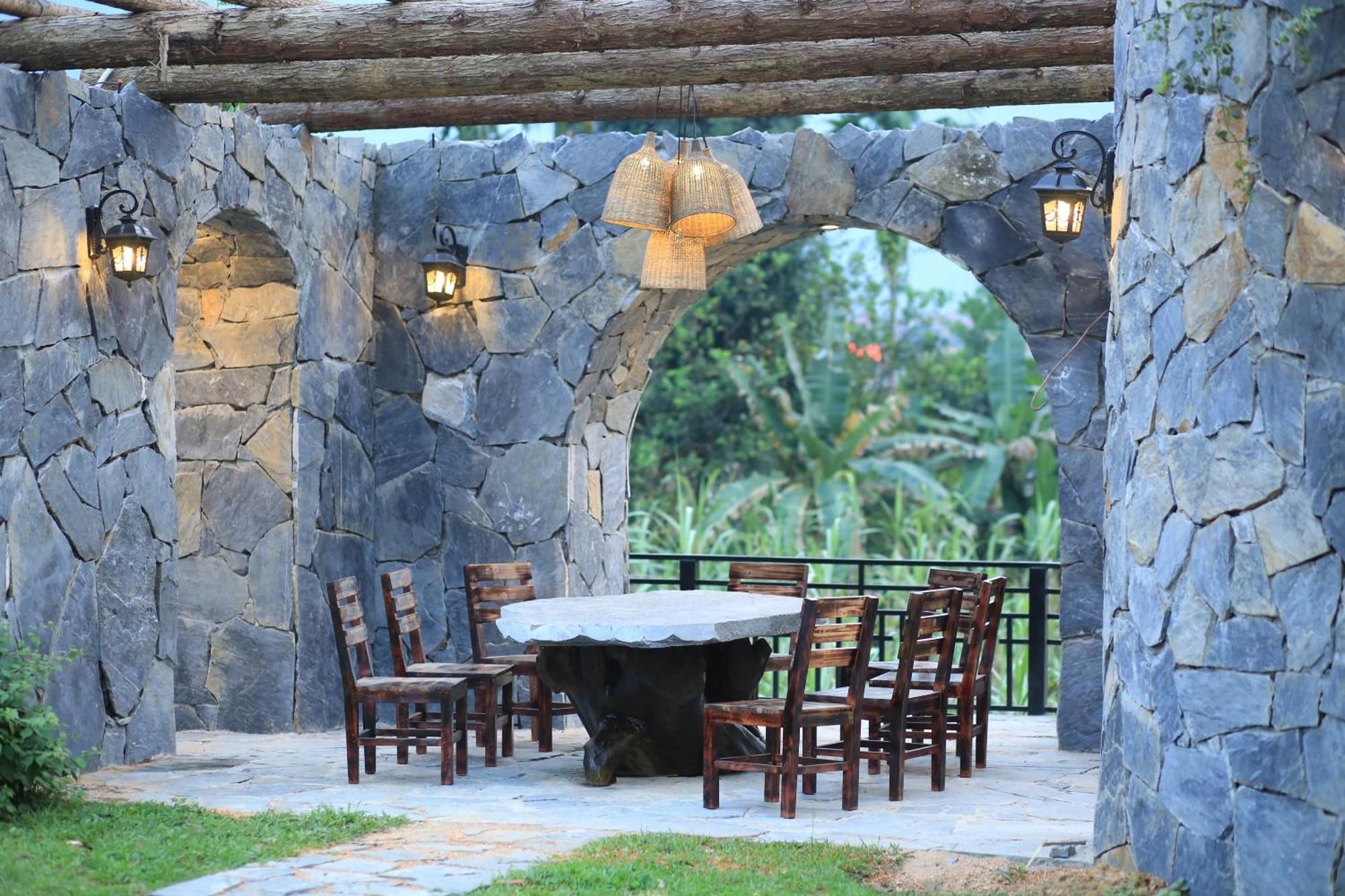 Ha Giang Eco Stone House - Tours & Rental Motorbike ภายนอก รูปภาพ