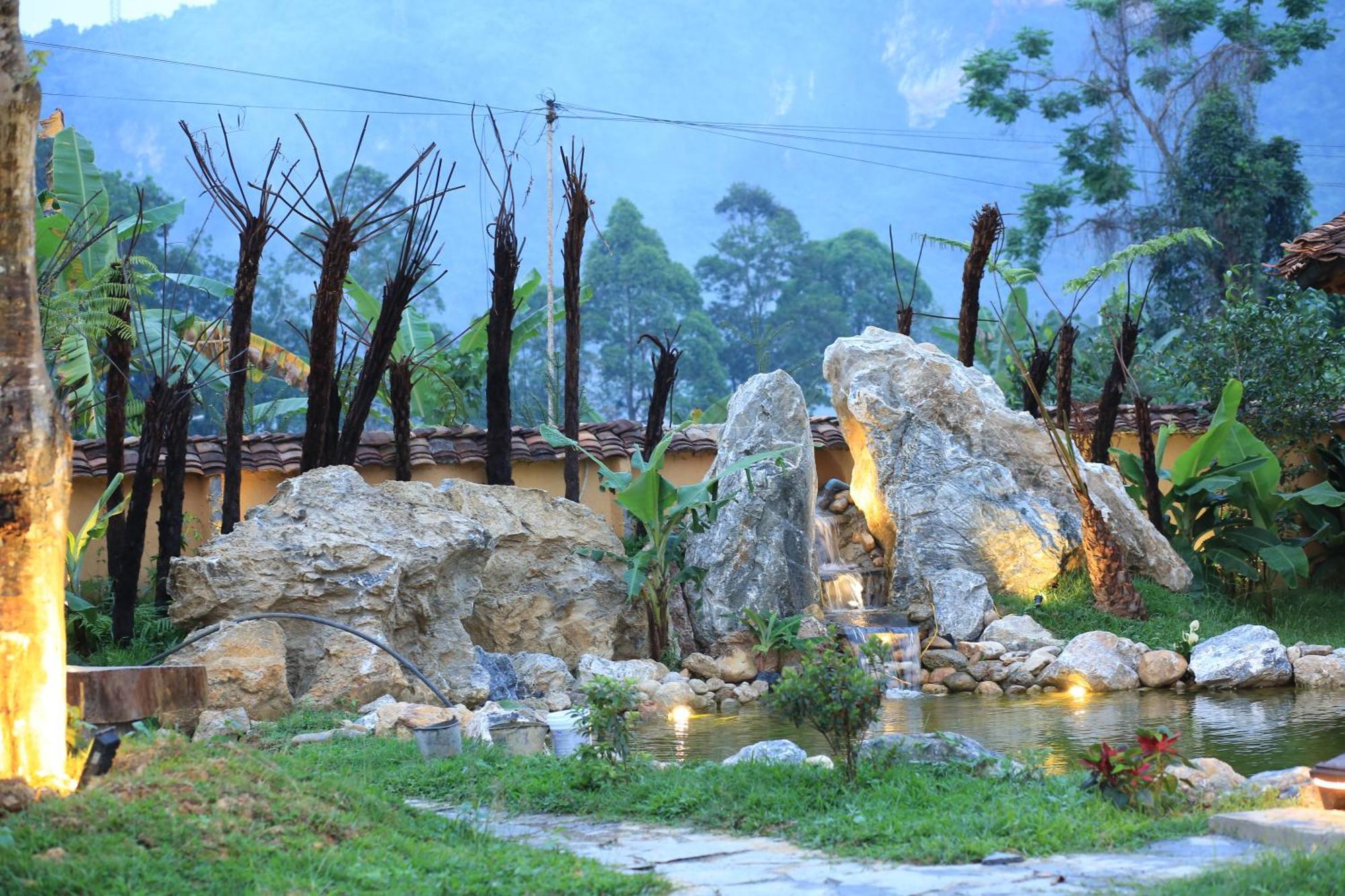 Ha Giang Eco Stone House - Tours & Rental Motorbike ภายนอก รูปภาพ